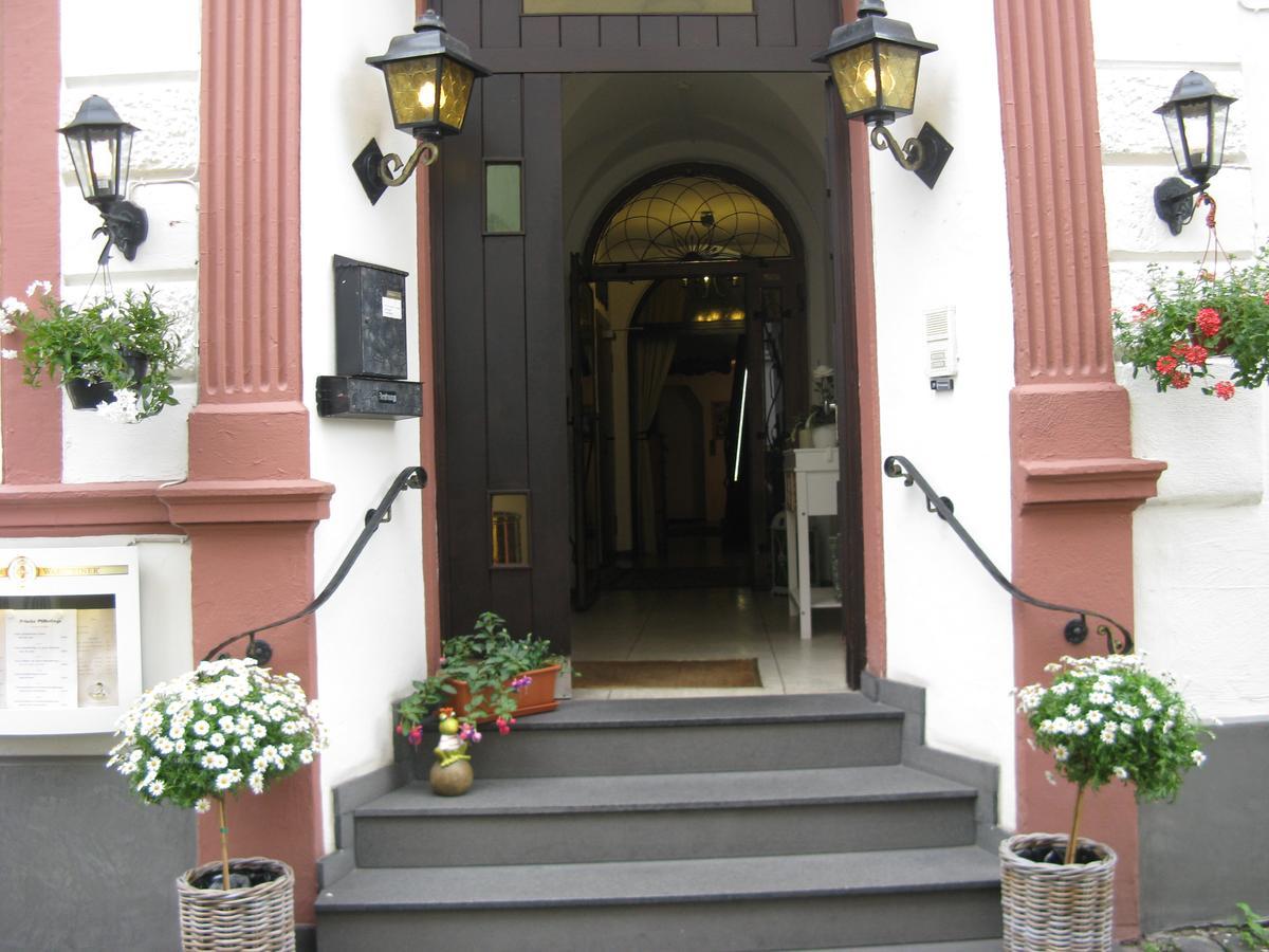 Hotel-Restaurant Kastel Bernkastel-Kues Esterno foto